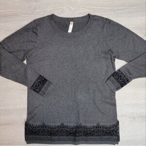 Pina Rossi large gray and black long sleeve sweater